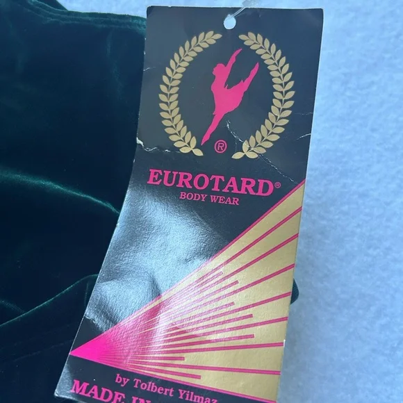 Vintage green velvet dance top - Picture 2 of 6